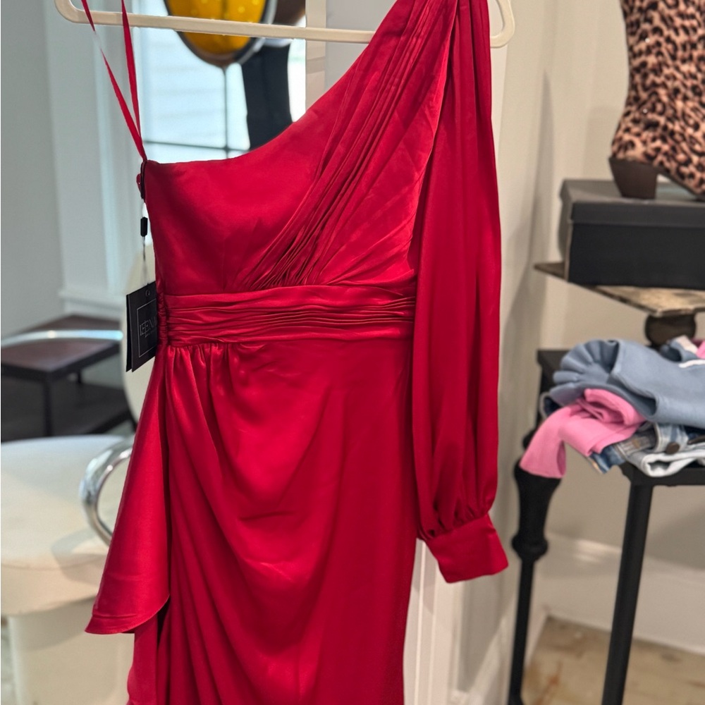 Ieena Mac Duggal Elegant Red One-Shoulder Dress
